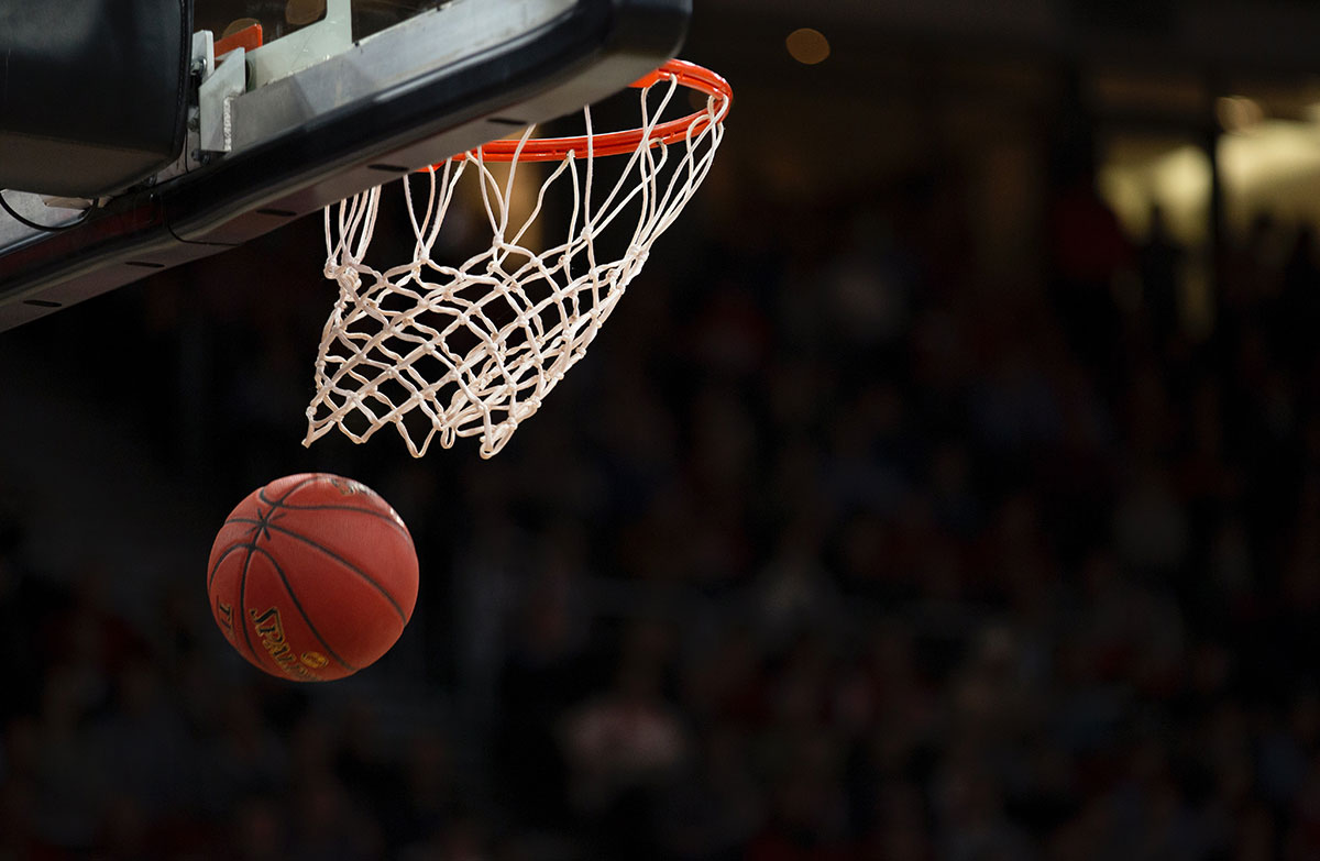 Organiser un tournoi de basket : 10 étapes essentielles pour réussir votre événement