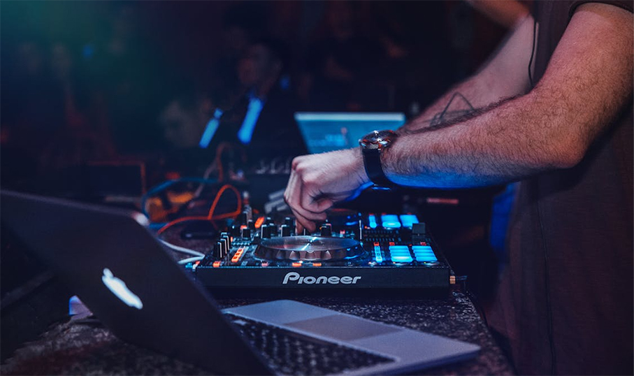 Structure your collaborations with promoters