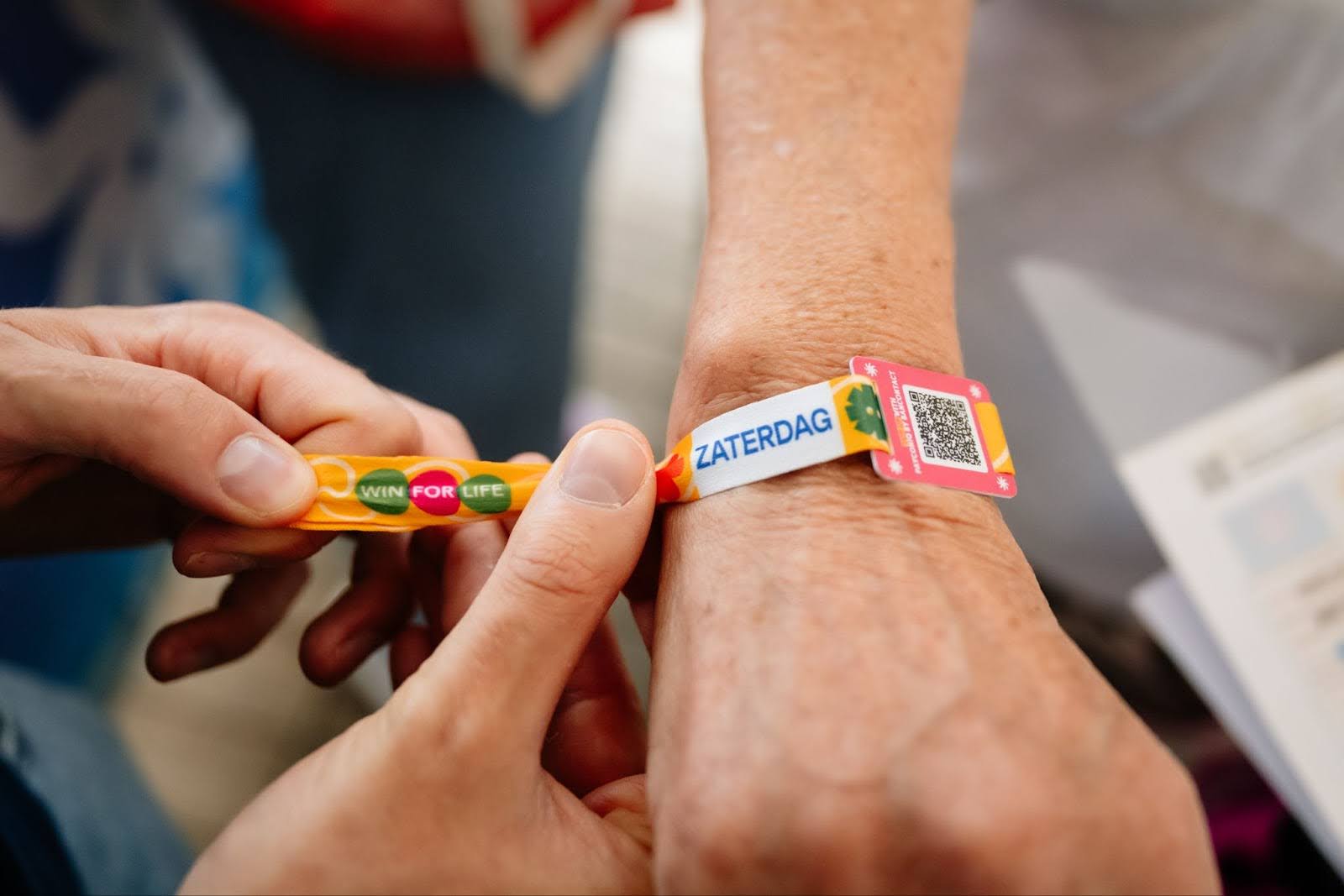 Why cashless is the right choice for medium-sized events