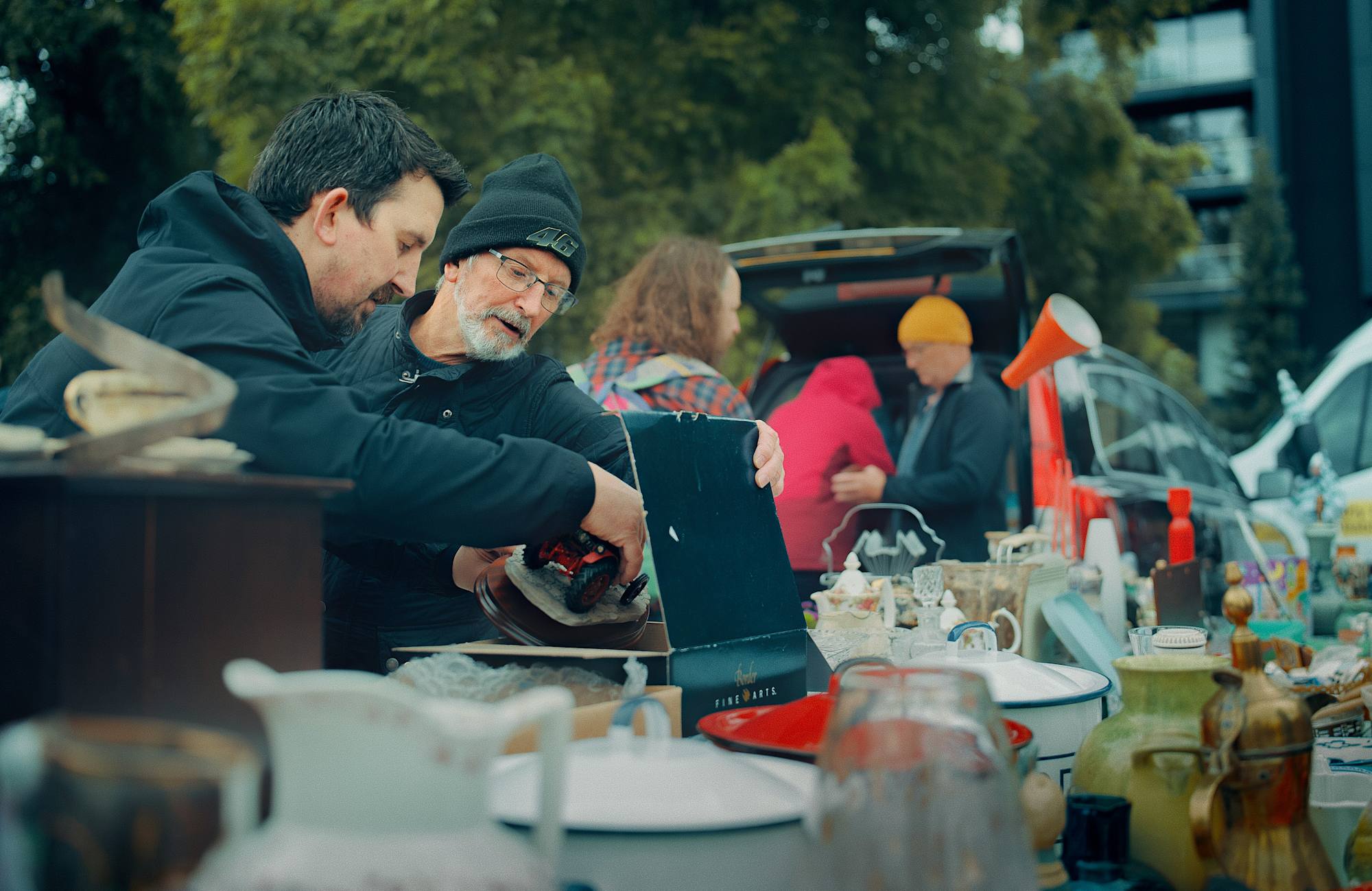 How to organise a car boot sale in the UK for community fundraising