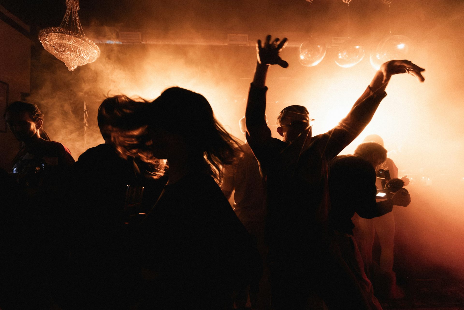 how to plan a Halloween party 2